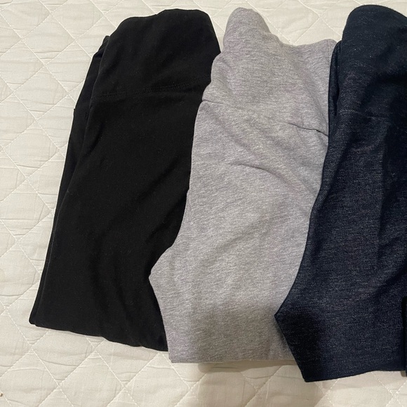4 Piece Bundle No Boundaries Black Gray and Blue Leggings Casual Comfort - Picture 3 of 3